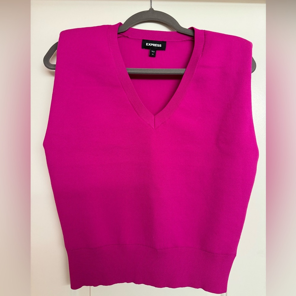 Express NWOT Hot Pink V-Neck Sleeveless Sweater